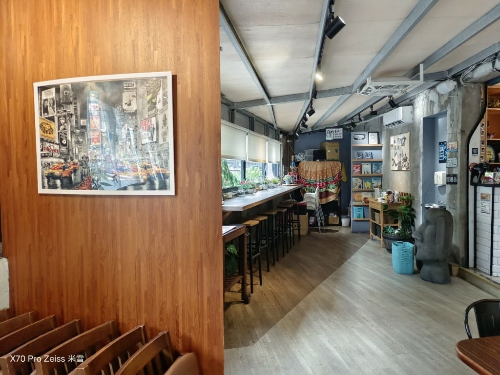 【板橋美食】蓋子美式餐廳，太美味的花生熔岩菠蘿漢堡❤️
