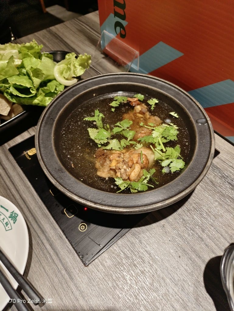 【新莊美食】狂一鍋新莊復興店，豐富湯頭取勝的美味火鍋❤️