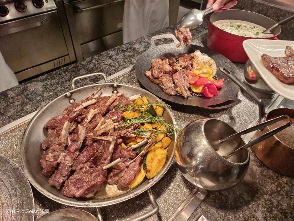 【台北吃到飽】十二廚台北喜來登大飯店27訪，澎湖現流海鮮美食開跑😎