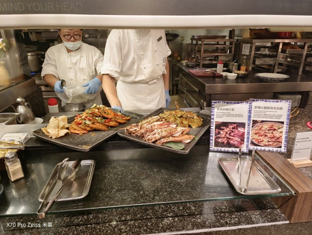【台北吃到飽】十二廚台北喜來登大飯店27訪，澎湖現流海鮮美食開跑😎