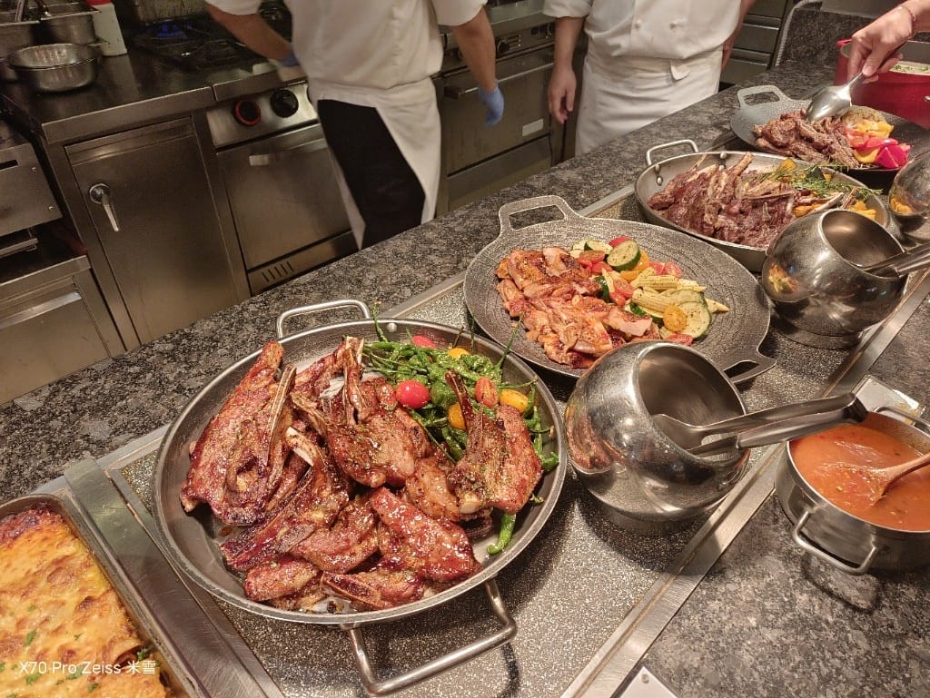 【台北吃到飽】十二廚台北喜來登大飯店27訪，澎湖現流海鮮美食開跑😎