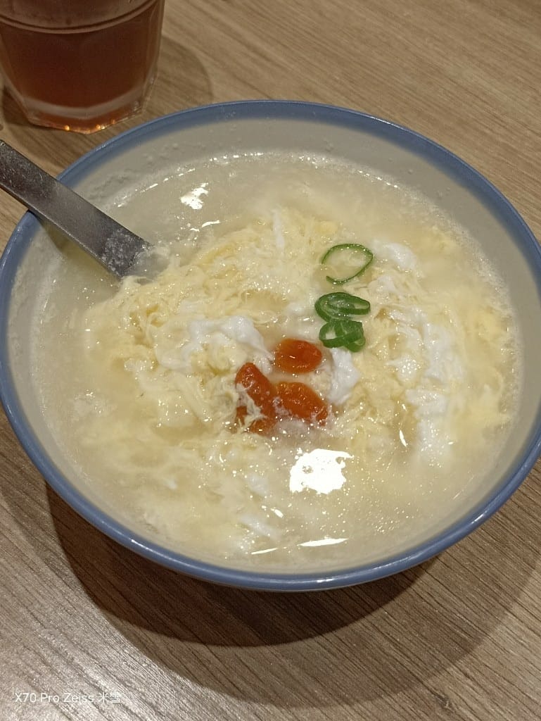 【新莊美食】忠青商行新莊宏匯店，再訪有著台北第一好吃的蝦仁飯❤️