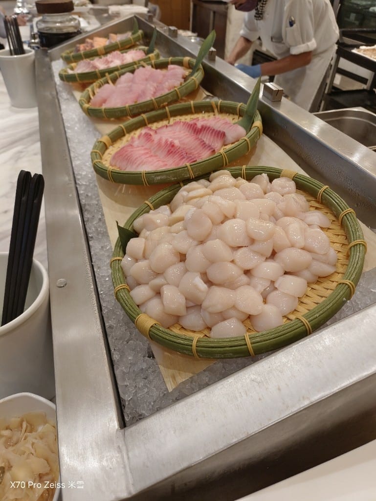 【台北吃到飽】敘日全日餐廳台北六福萬怡酒店，生蠔、干貝、松葉