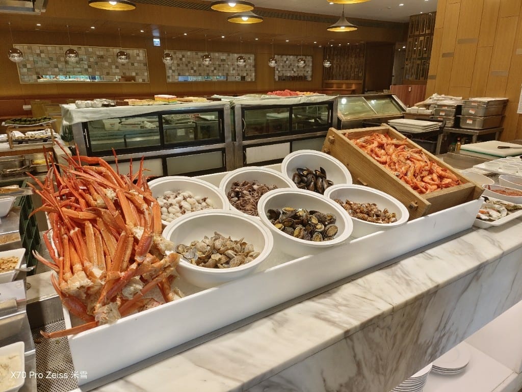 【台北吃到飽】敘日全日餐廳台北六福萬怡酒店，生蠔、干貝、松葉