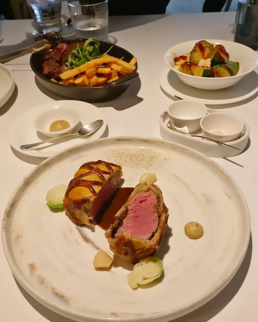 【台北美食】台北君悅酒店BelAir寶艾西餐廳，再訪台北最夢幻約會場所回味威靈頓牛排❤️