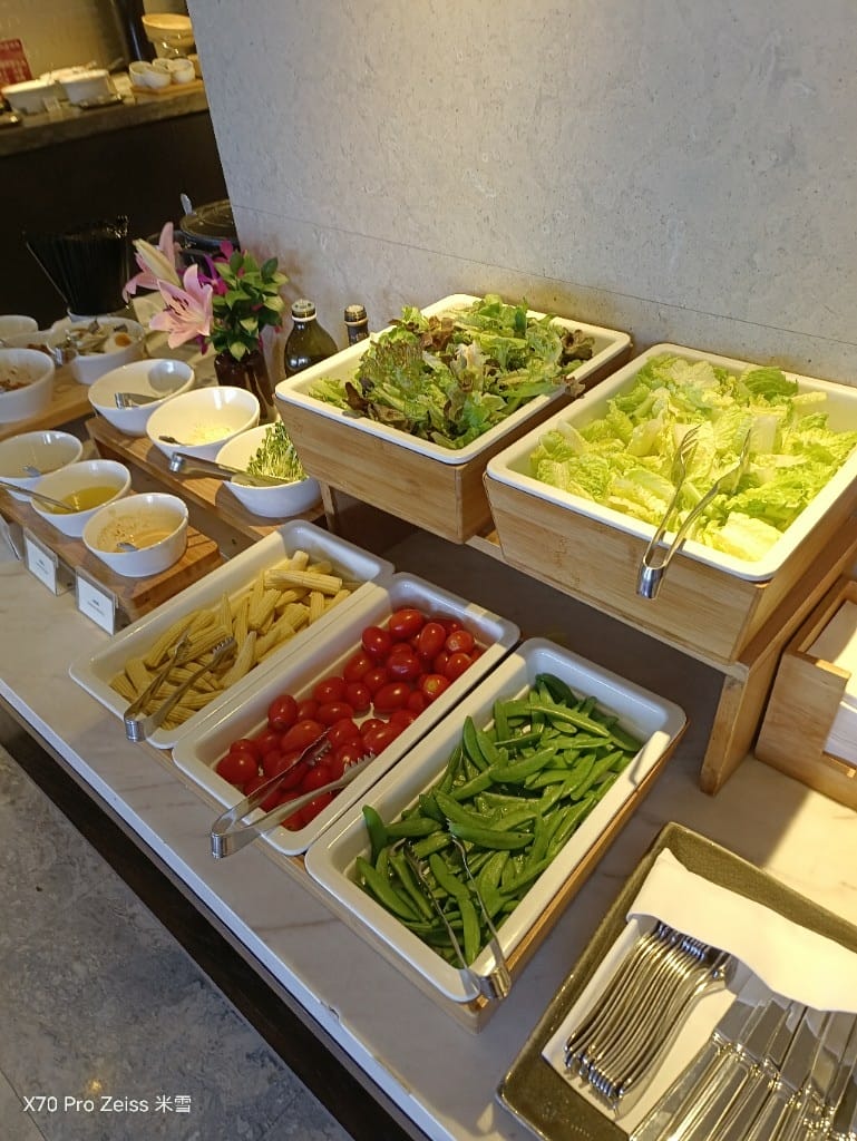 【台北美食】台北君悅酒店凱菲屋Café早餐 VS 嘉賓軒早餐
