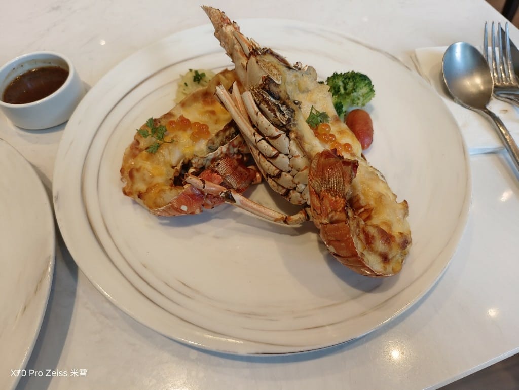 【新莊吃到飽】朵頤餐廳 Doricious，龍蝦只要$898也太佛心了❤️