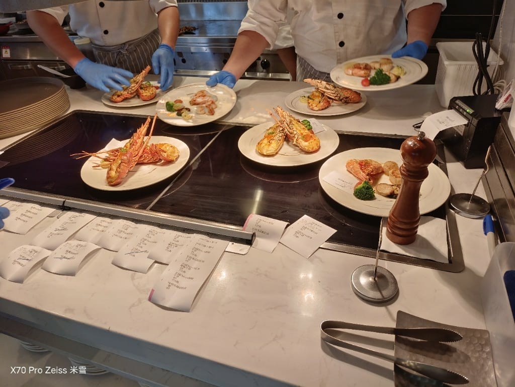 【新莊吃到飽】朵頤餐廳 Doricious，龍蝦只要$898也太佛心了❤️