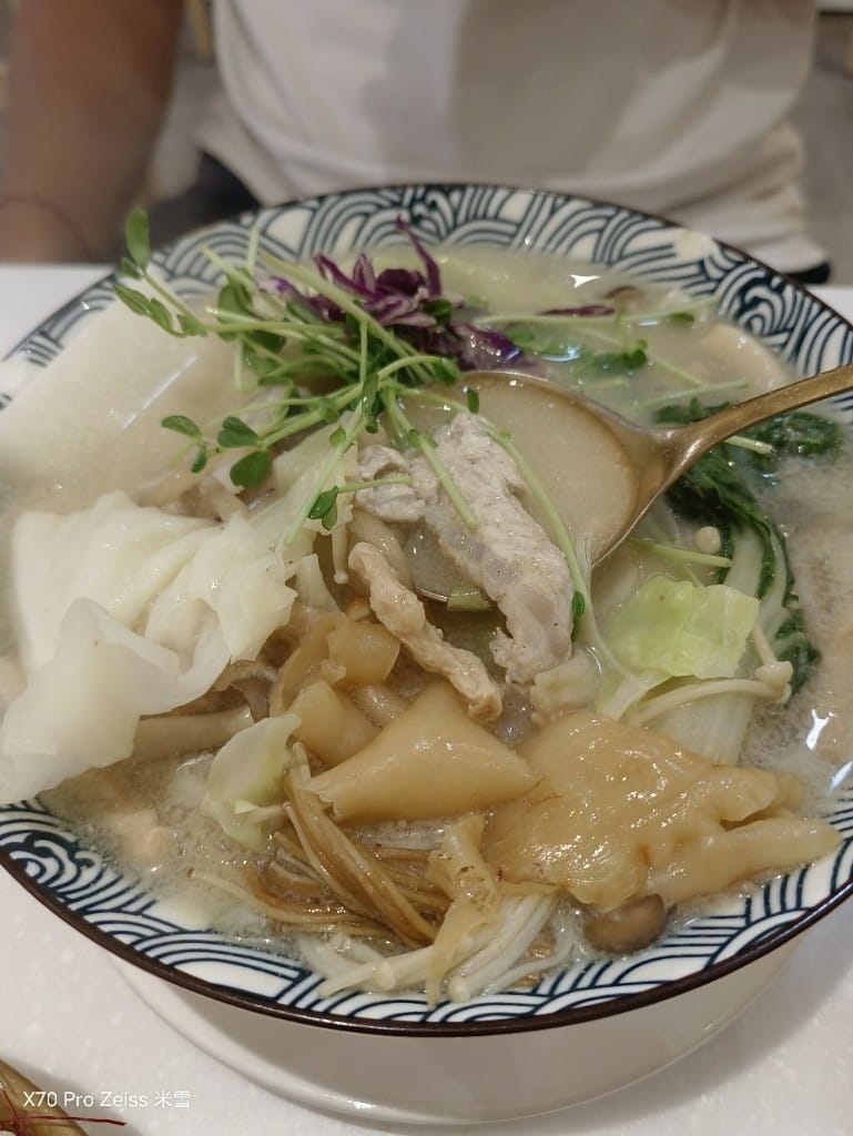 【桃園火車站美食】彩湯食，美味湯品再訪❤️