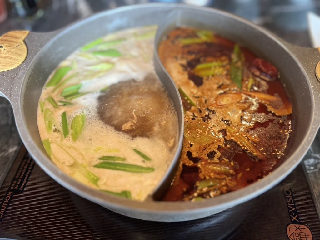 【台北吃到飽】石撈麻辣鴛鴦鍋，可能是台北最肥美的牛小排吃到飽❤️