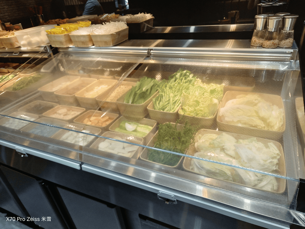【台北吃到飽】孫太太嚴選超市火鍋台北民族店，帝王蟹、A5和牛、龍蝦、櫻桃吃到飽❤️