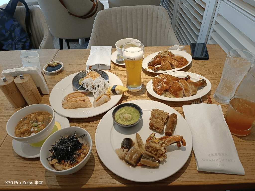 【台北吃到飽】台北君悅酒店凱菲屋Café ，好吃的寶島酒家再訪❤️