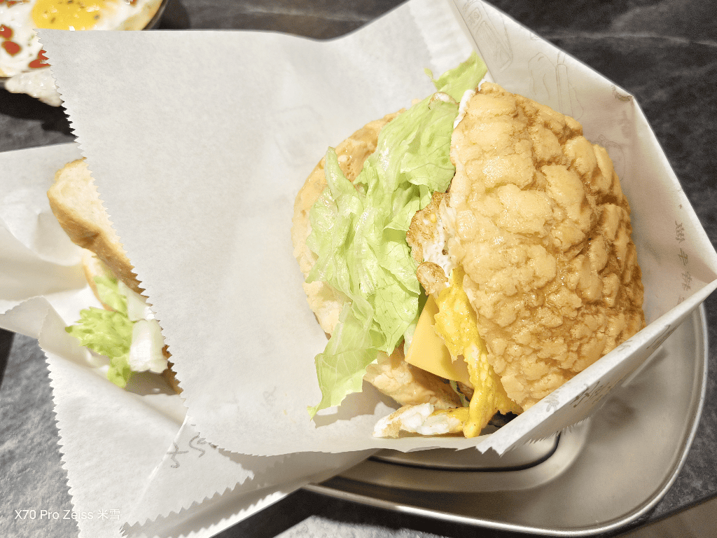 【新莊美食】早自己中華店，可以吃到晚餐的早餐店