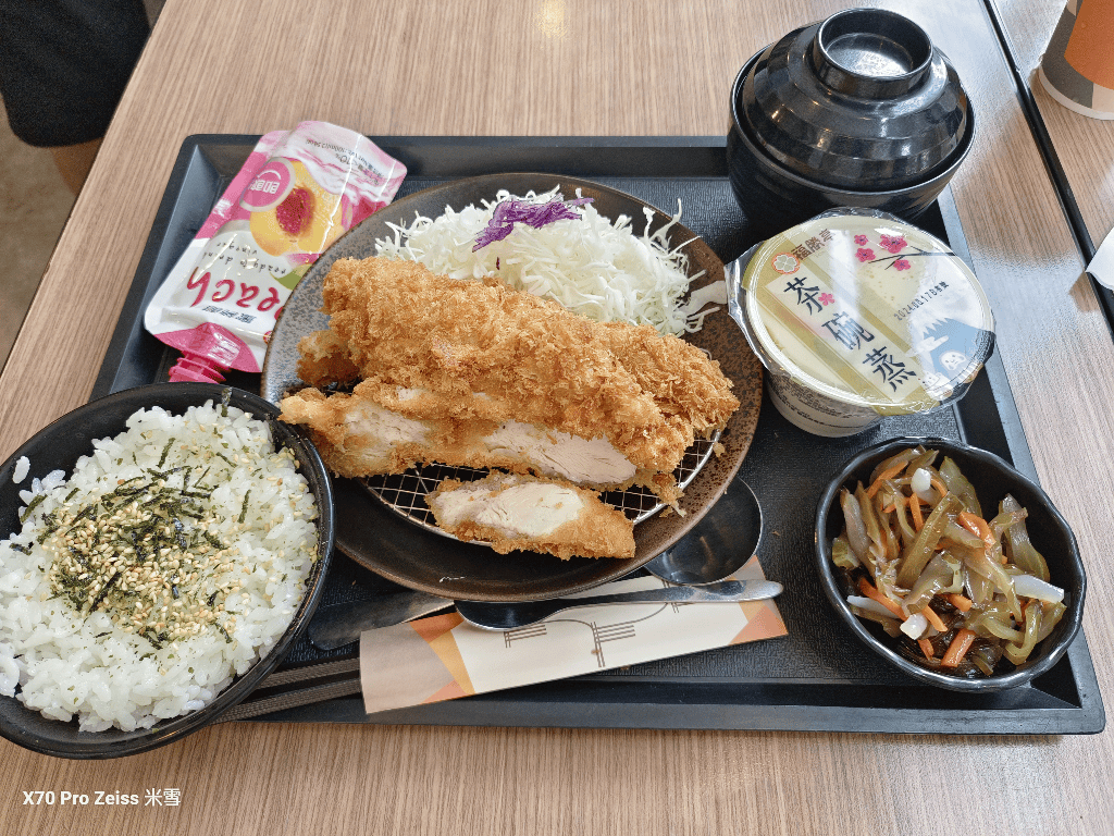 ［新莊美食］福勝亭幸福店，買一送一吃起來❤️