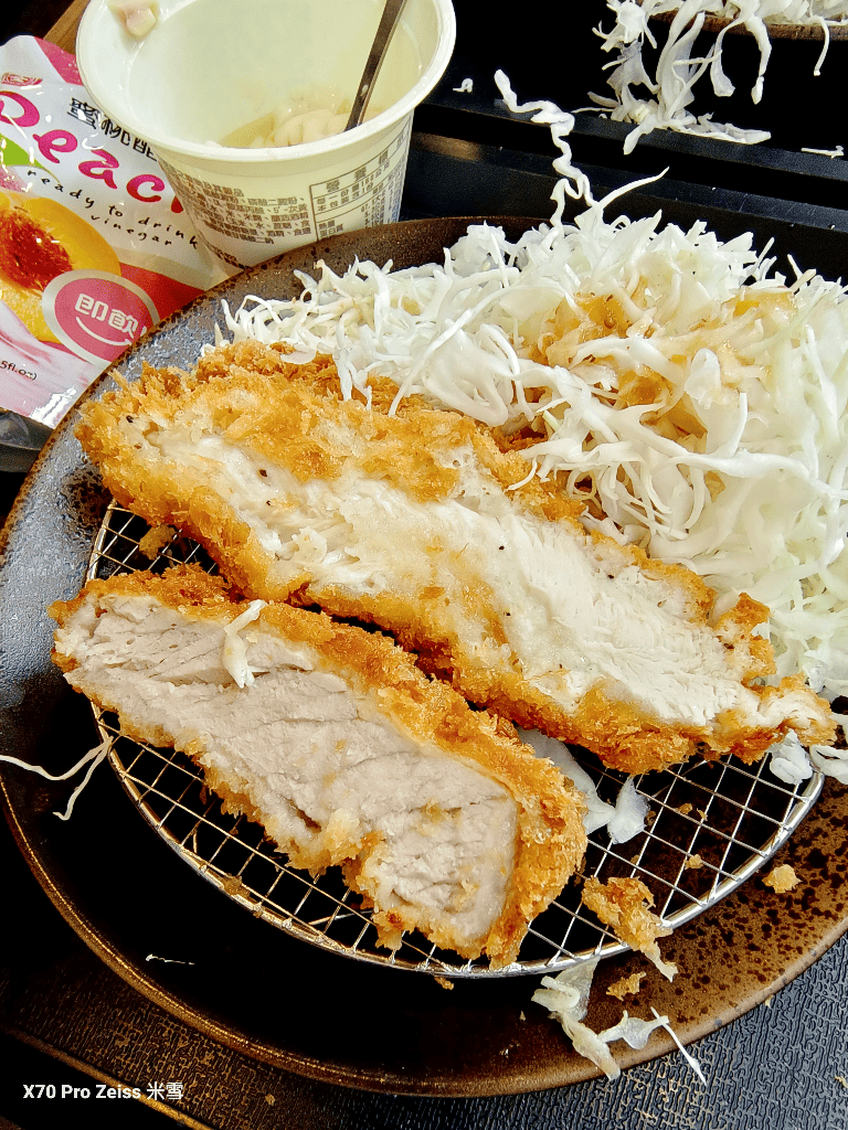 ［新莊美食］福勝亭幸福店，買一送一吃起來❤️