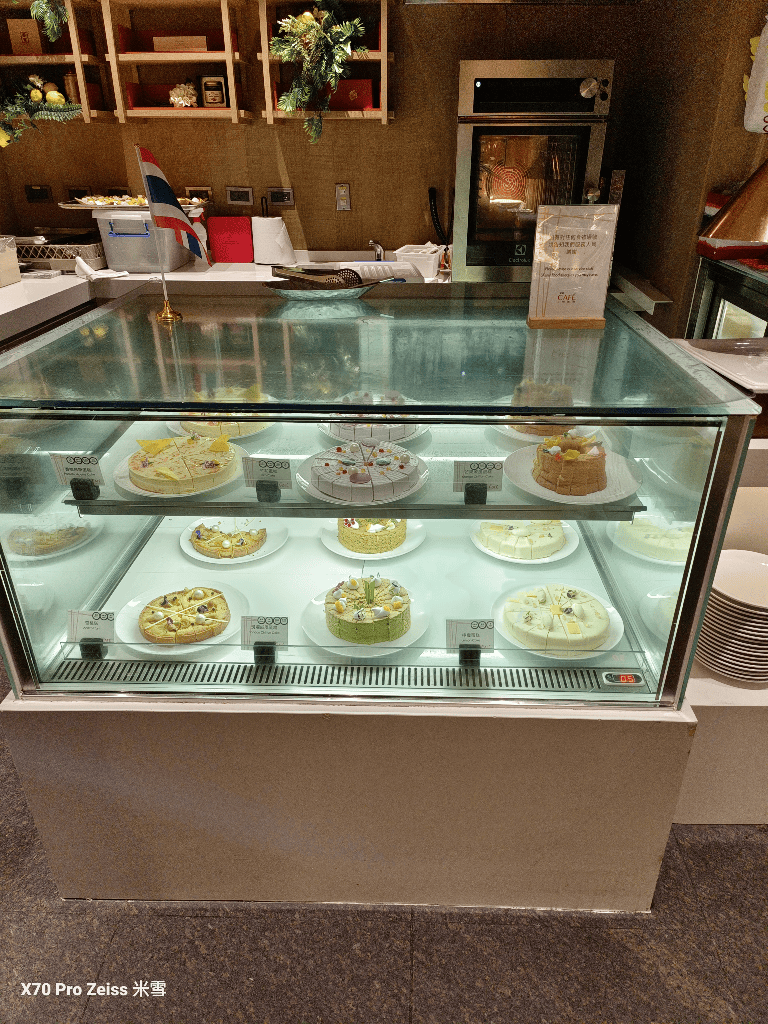 【台北吃到飽】香格里拉遠企CAFE13訪，泰饗曼谷美食買一送一❤️