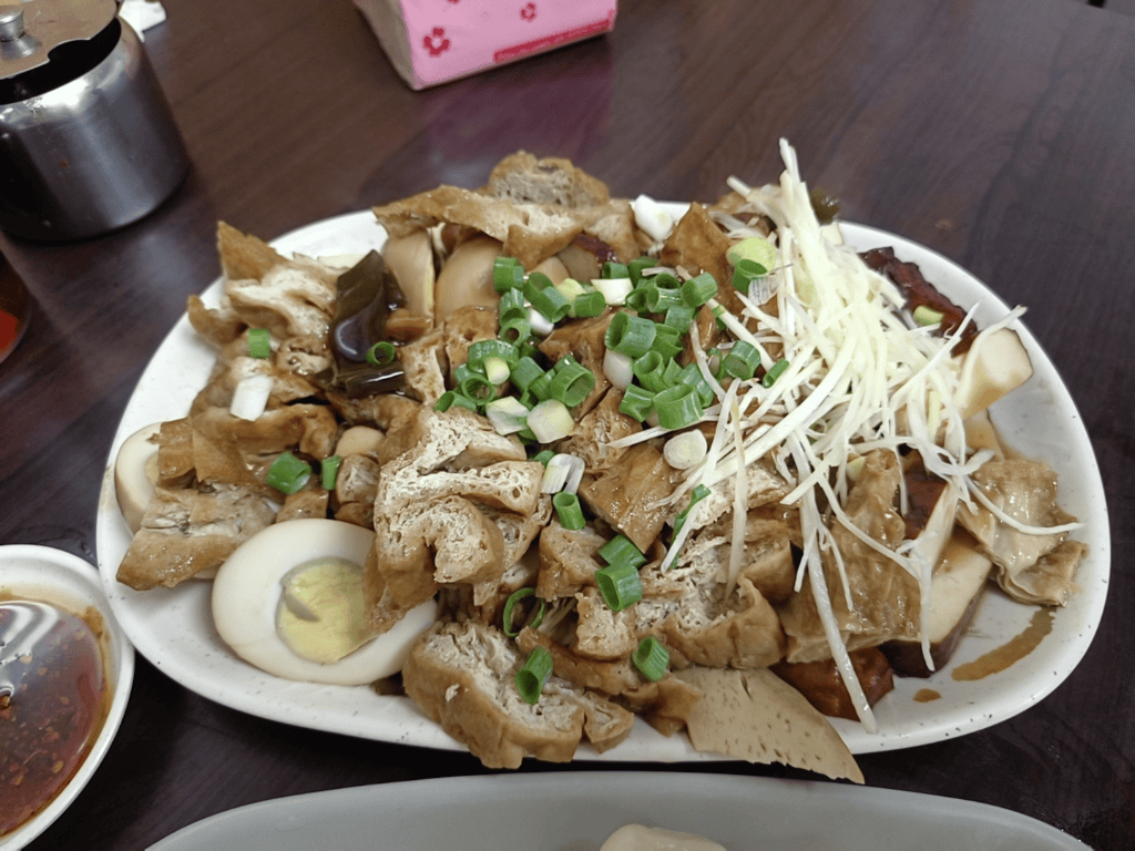 【新莊美食】旺旺餃子館，便宜好吃的餃子館