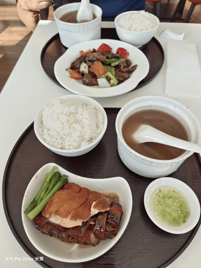 【香港機場貴賓室】國泰TheWing寰宇堂、ThePIER、Kyra Lounge、澳航貴賓室、鏞記&太興燒臘