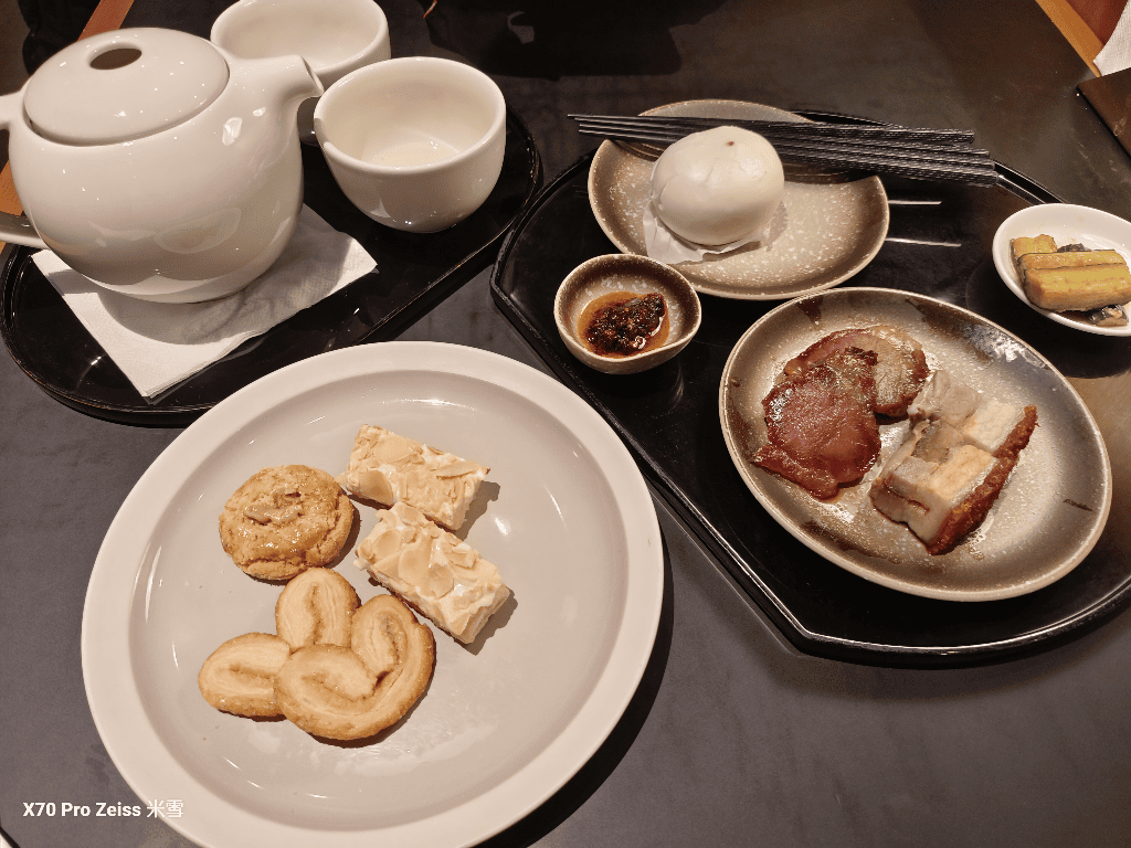 【香港機場貴賓室】國泰TheWing寰宇堂、ThePIER、Kyra Lounge、澳航貴賓室、鏞記&太興燒臘