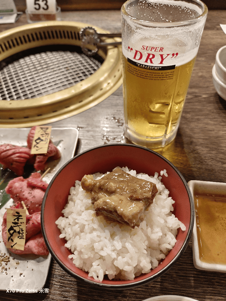 【日本京都美食】京的燒肉處弘京都站前店，預約困難的和牛燒肉開箱🍻