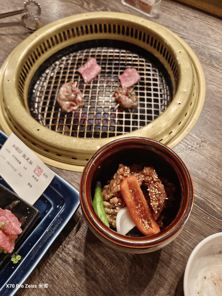 【日本京都美食】京的燒肉處弘京都站前店，預約困難的和牛燒肉開箱🍻