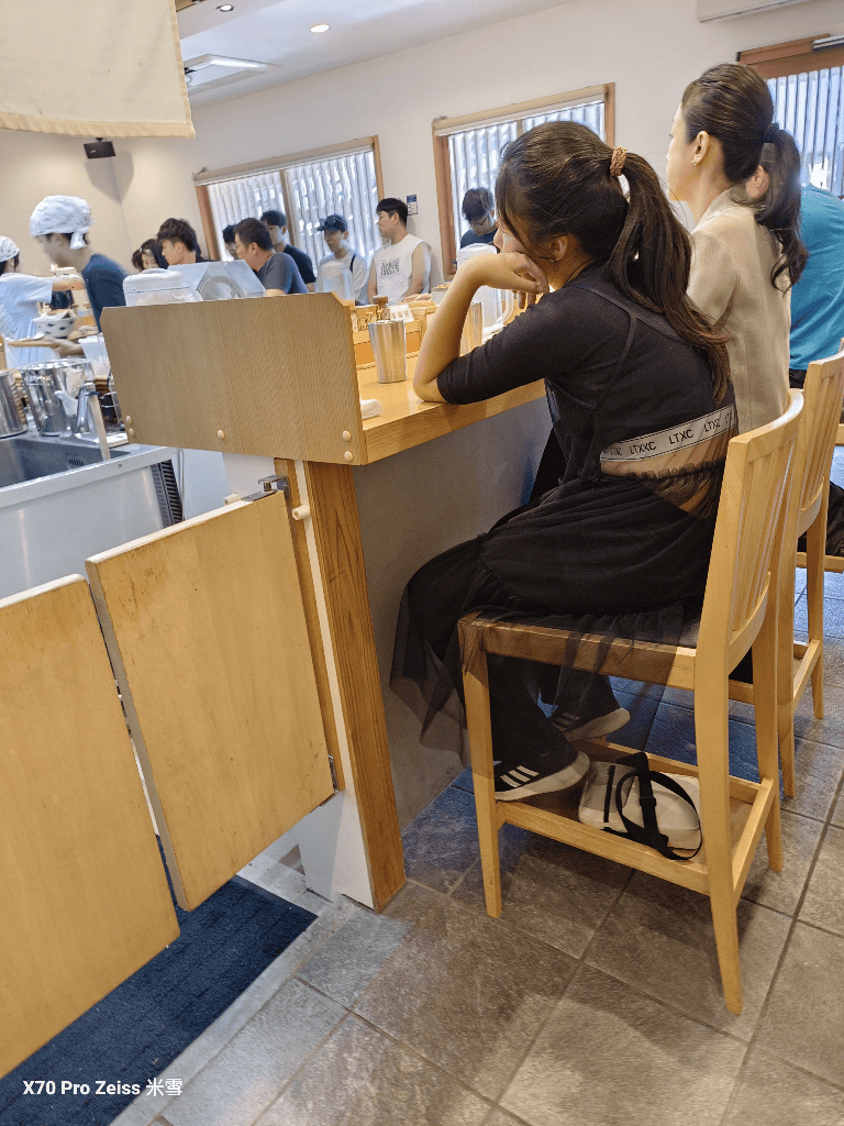【日本京都美食】麵屋豬一,連續榮獲米其林必比登推薦的魚介系拉麵開箱😸 - 第18張圖 【日本京都美食】麵屋豬一,連續榮獲米其林必比登推薦的魚介系拉麵開箱😸