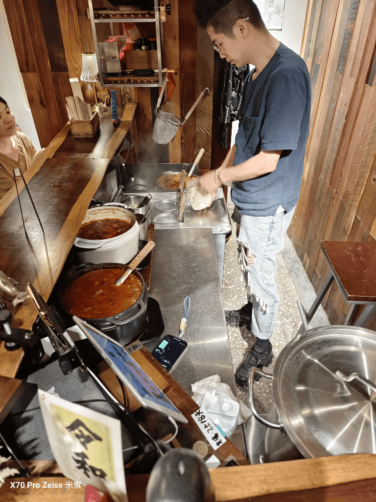 【三重美食】門前隱味牛肉麵三重空軍一村店,全台最難訂的牛肉麵開箱😎 - 第17張圖 【三重美食】門前隱味牛肉麵三重空軍一村店,全台最難訂的牛肉麵開箱😎