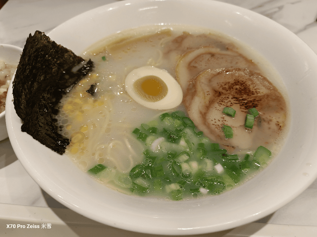 【新莊美食】麵大廚上新莊店，低消一碗麵即可豆花自由❤️