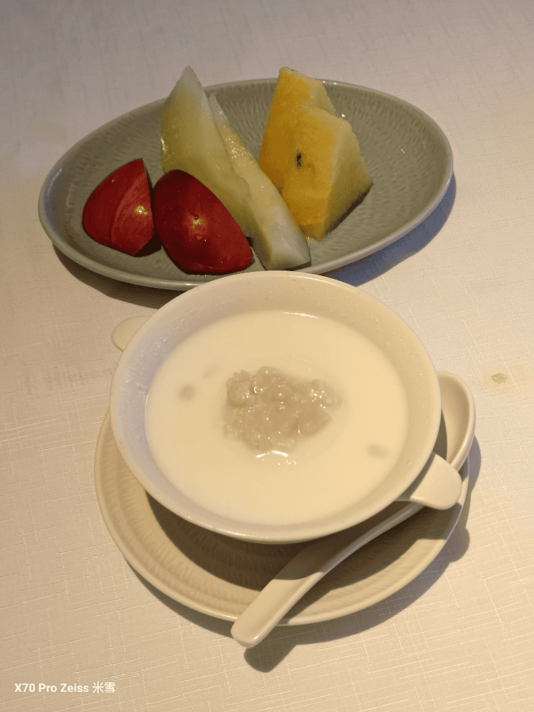 【台北美食】雲錦中餐廳YunJin，滿滿花膠的火朣雞湯開箱🥰