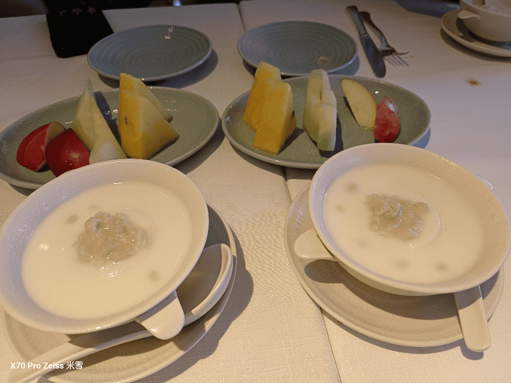 【台北美食】雲錦中餐廳YunJin，滿滿花膠的火朣雞湯開箱🥰