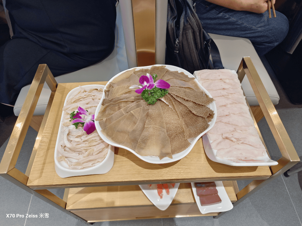 【中國廣東中山美食】古樂牛香牛雜火鍋,人均不用400爽吃現切溫體牛 - 第14張圖 【中國廣東中山美食】古樂牛香牛雜火鍋,人均不用400爽吃現切溫體牛
