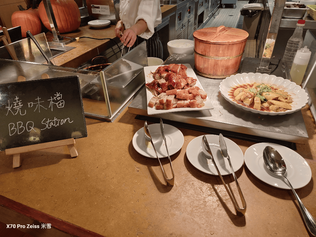 【香港Buffet吃到飽】香港尖沙咀凱悅酒店 CAFE咖啡廳龍蝦吃到飽❤️