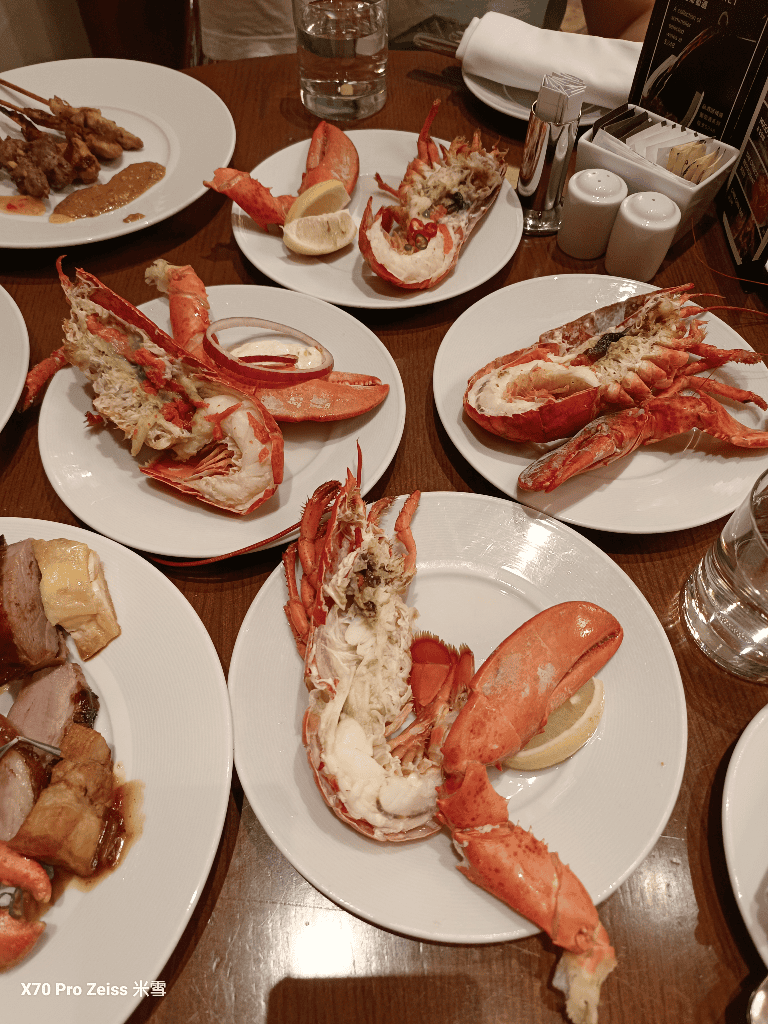 【香港Buffet吃到飽】香港尖沙咀凱悅酒店 CAFE咖啡廳龍蝦吃到飽❤️