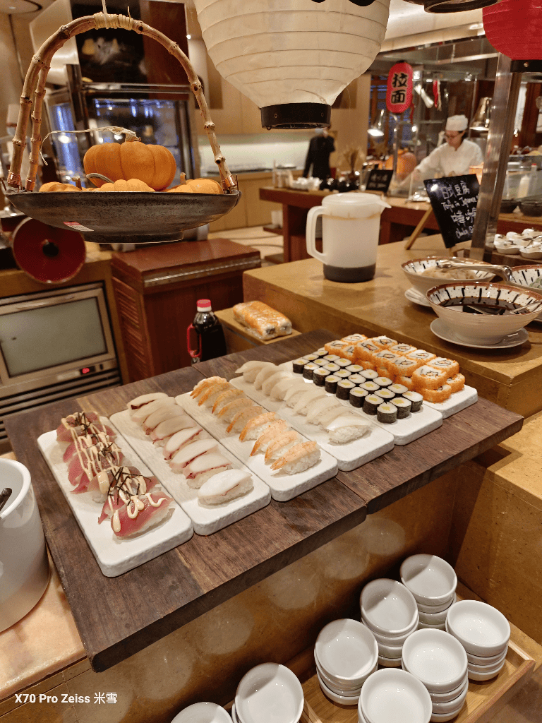 【香港Buffet吃到飽】香港尖沙咀凱悅酒店 CAFE咖啡廳龍蝦吃到飽❤️