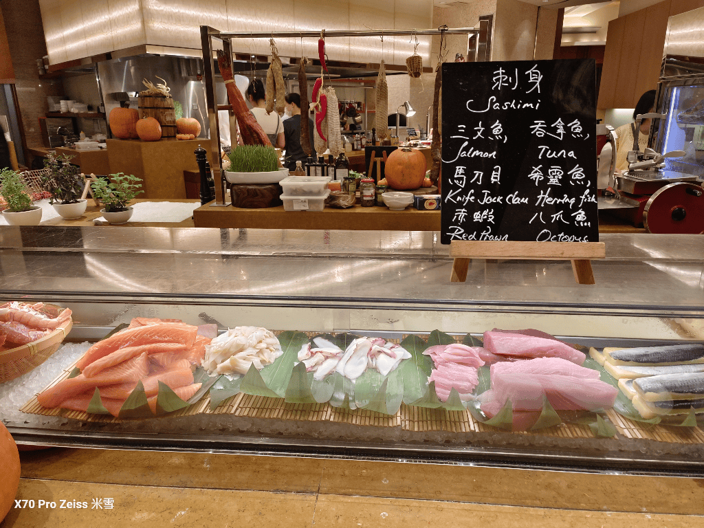 【香港Buffet吃到飽】香港尖沙咀凱悅酒店 CAFE咖啡廳龍蝦吃到飽❤️
