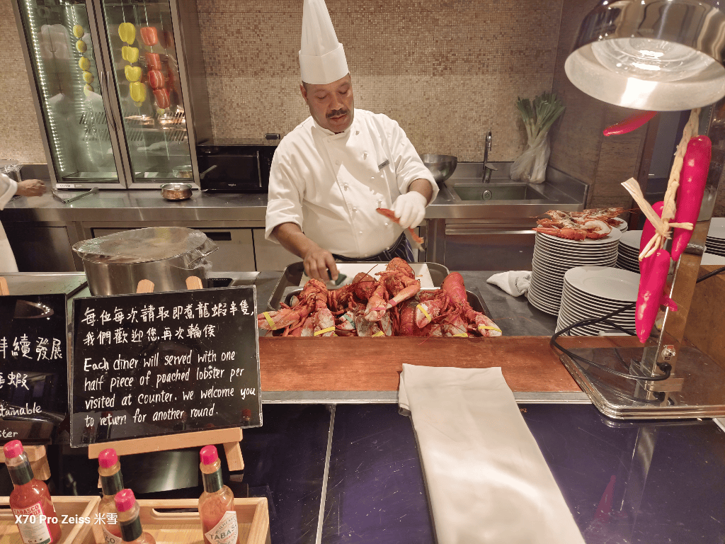 【香港Buffet吃到飽】香港尖沙咀凱悅酒店 CAFE咖啡廳龍蝦吃到飽❤️