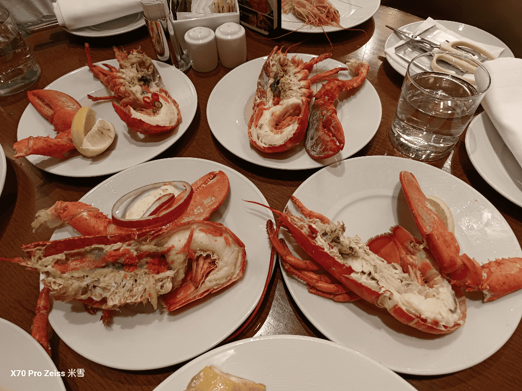 【香港Buffet吃到飽】香港尖沙咀凱悅酒店 CAFE咖啡廳龍蝦吃到飽❤️