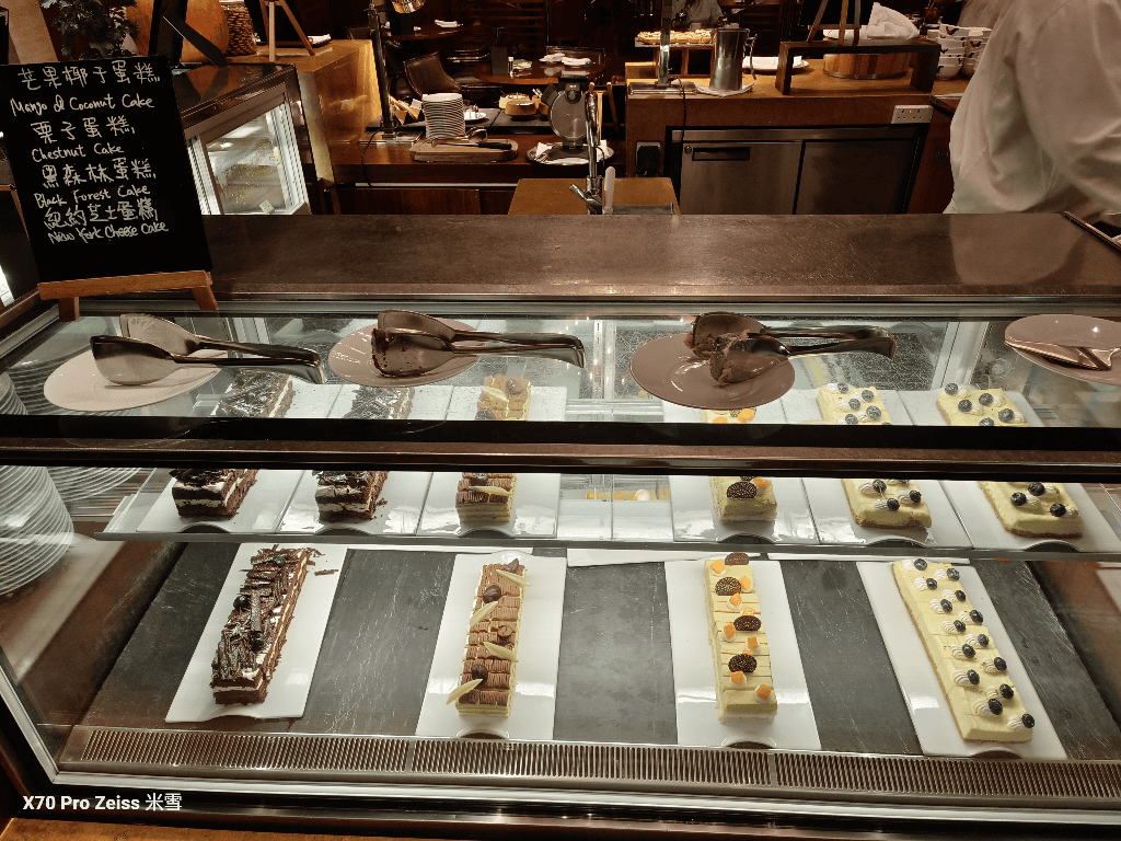 【香港Buffet吃到飽】香港尖沙咀凱悅酒店 CAFE咖啡廳龍蝦吃到飽❤️
