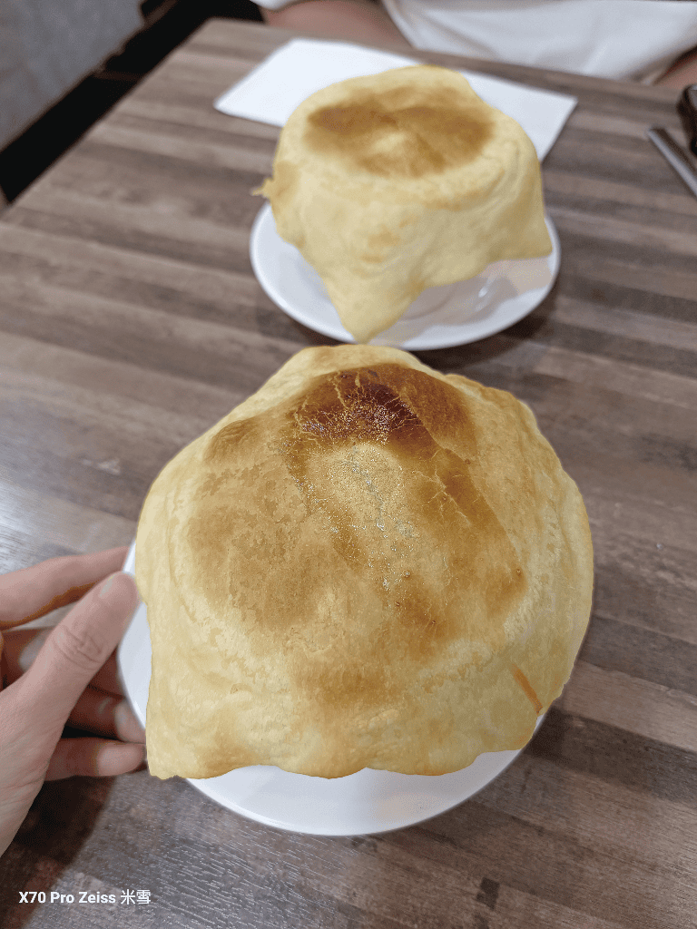 【新莊美食】Do厚牛排館，排餐就送酥皮濃湯！！