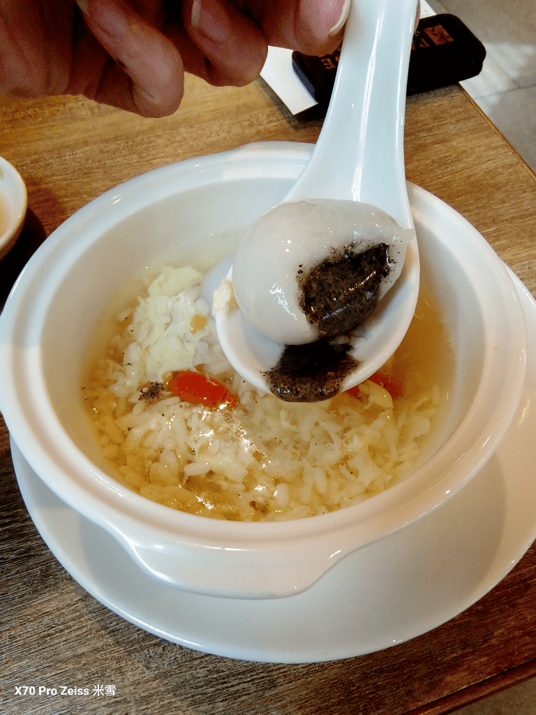 【新莊美食】壽星優惠吃起來，樂天皇朝vs樂蝦拉麵 新莊宏匯店