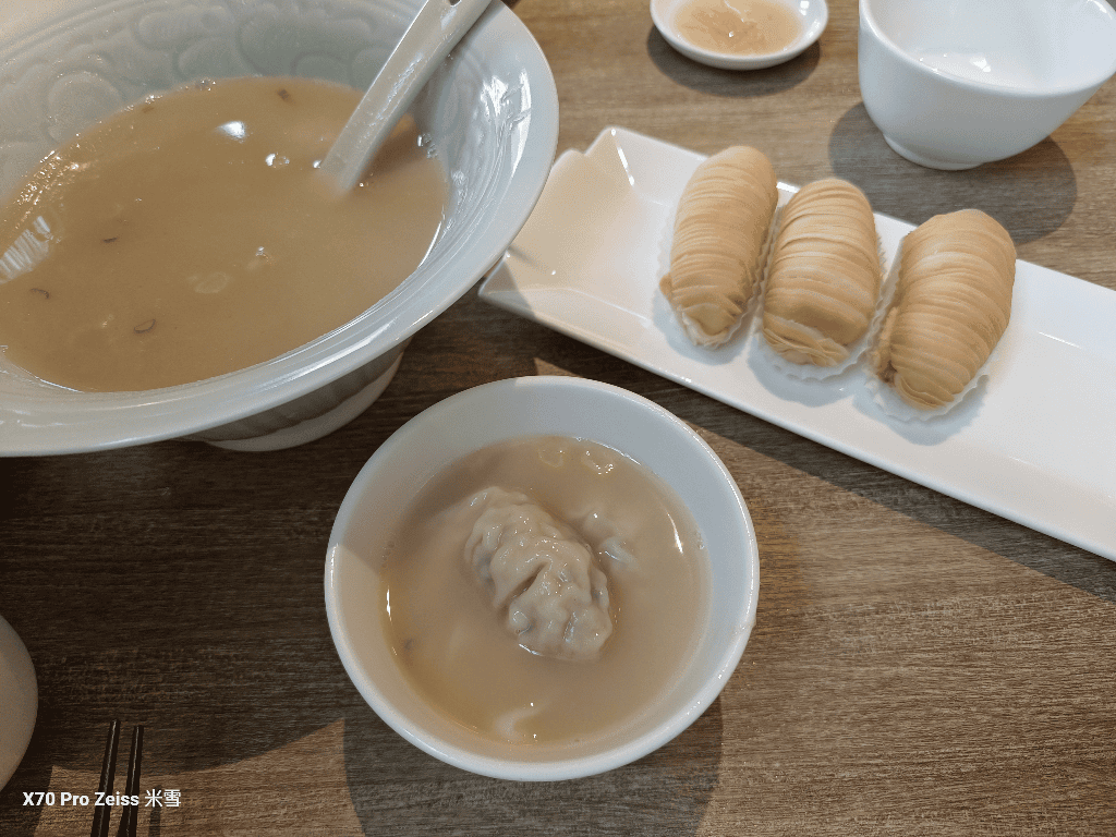 【新莊美食】壽星優惠吃起來，樂天皇朝vs樂蝦拉麵 新莊宏匯店
