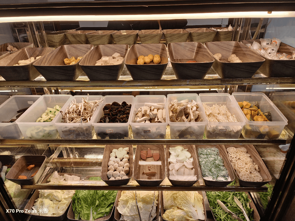 【新莊吃到飽】沐沐鍋物MUMU新莊中平店,八方悅二代店,自助吧吃到飽8訪 - 第4張圖 【新莊吃到飽】沐沐鍋物MUMU新莊中平店,八方悅二代店,自助吧吃到飽8訪