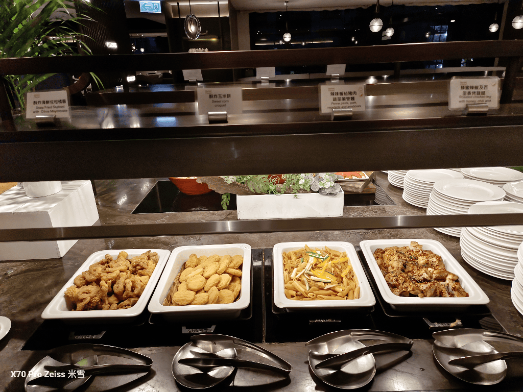 【板橋吃到飽】新板希爾頓悅市集，暖心燉品主題開跑❤️