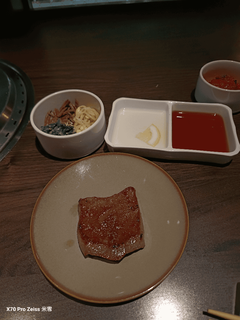 【東京銀座美食】Ginza Cobau,全程有專人代烤的烤肉店🍻 - 第9張圖 【東京銀座美食】Ginza Cobau,全程有專人代烤的烤肉店🍻
