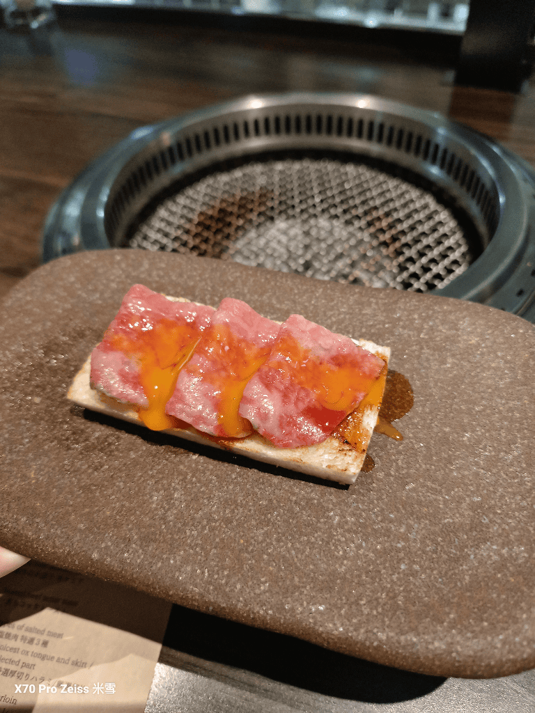 【東京銀座美食】Ginza Cobau,全程有專人代烤的烤肉店🍻 - 第7張圖 【東京銀座美食】Ginza Cobau,全程有專人代烤的烤肉店🍻