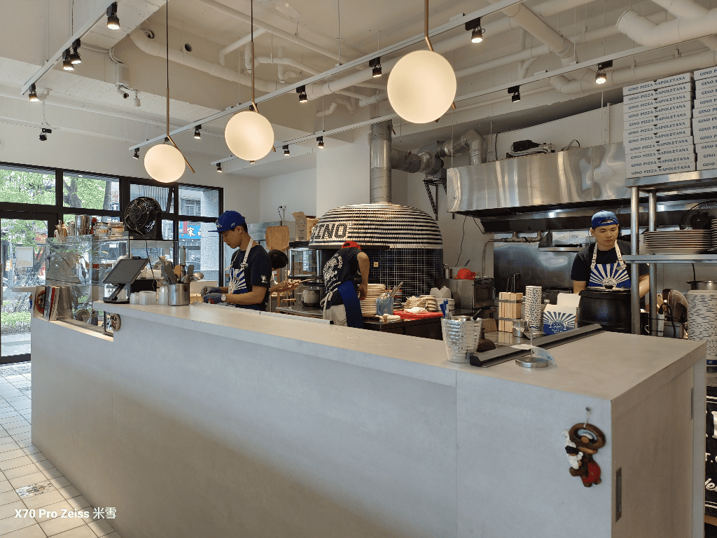 【新莊美食】Gino Pizza Napoletana,冠軍Pizza買一送一再訪! - 第2張圖 【新莊美食】Gino Pizza Napoletana,冠軍Pizza買一送一再訪!