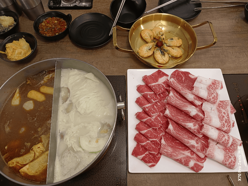 【蘆洲美食】發辣鴛鴦麻辣火鍋 ,和牛吃到飽還有四人同行一人免費有 - 第31張圖 【蘆洲美食】發辣鴛鴦麻辣火鍋 ,和牛吃到飽還有四人同行一人免費有