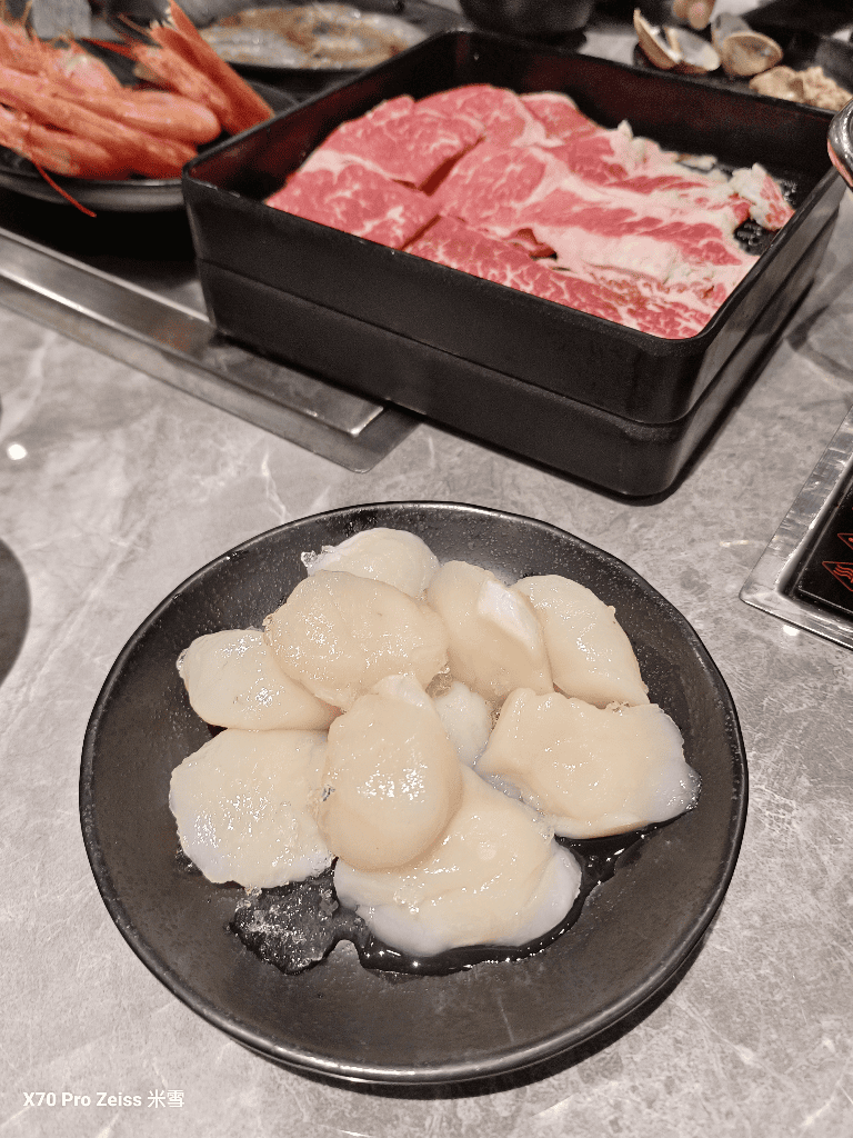【桃園吃到飽】小蒙牛林口店再訪，壽星優惠一人免費❤️