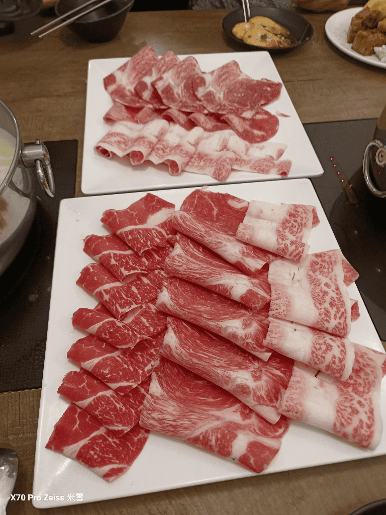 【蘆洲美食】發辣鴛鴦麻辣火鍋 ,和牛吃到飽還有四人同行一人免費有 - 第14張圖 【蘆洲美食】發辣鴛鴦麻辣火鍋 ,和牛吃到飽還有四人同行一人免費有