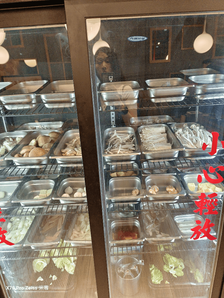 【桃園吃到飽】孫太太嚴選超市火鍋中壢,肉品和海鮮都不錯的平價吃到飽😸 - 第17張圖 【桃園吃到飽】孫太太嚴選超市火鍋中壢,肉品和海鮮都不錯的平價吃到飽😸
